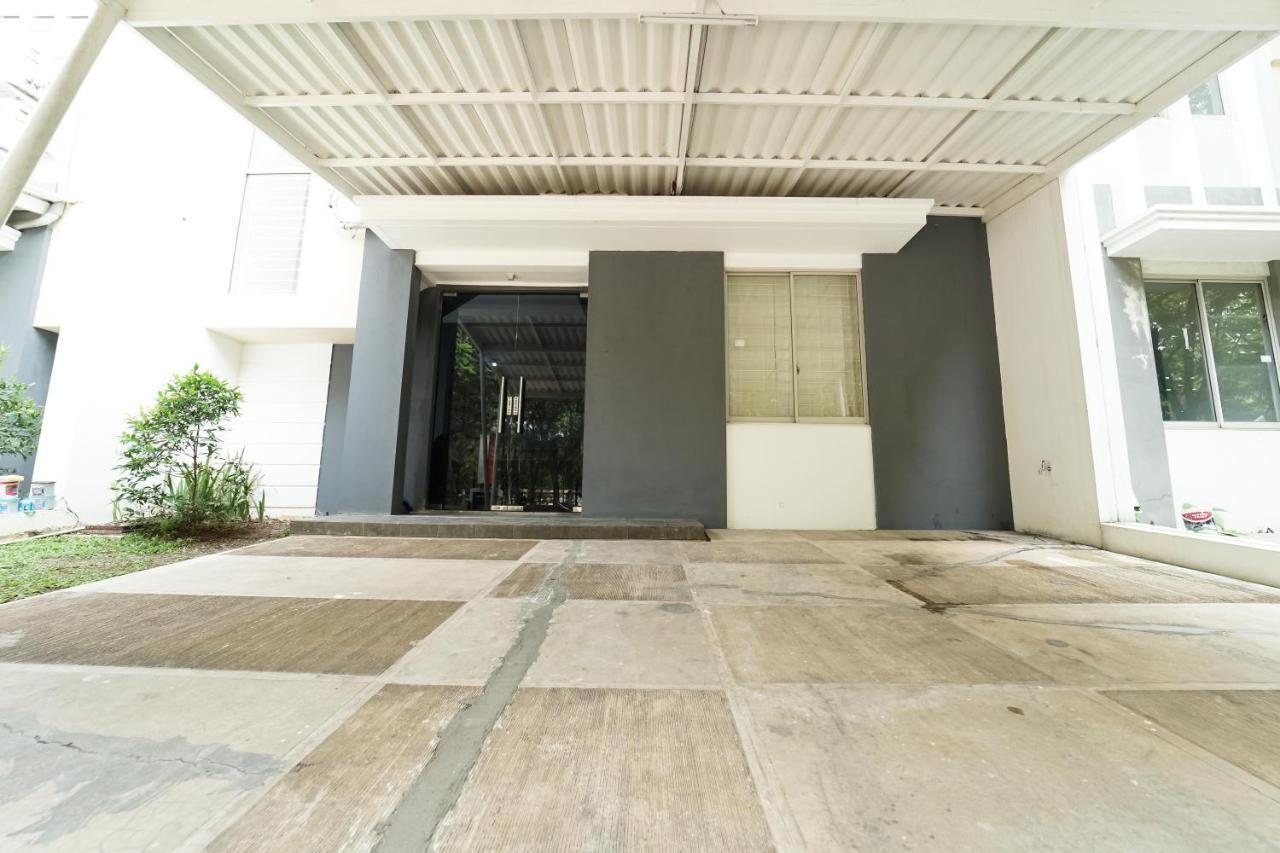 Koolkost Near Universitas Prasetiya Mulya Pagedangan Экстерьер фото