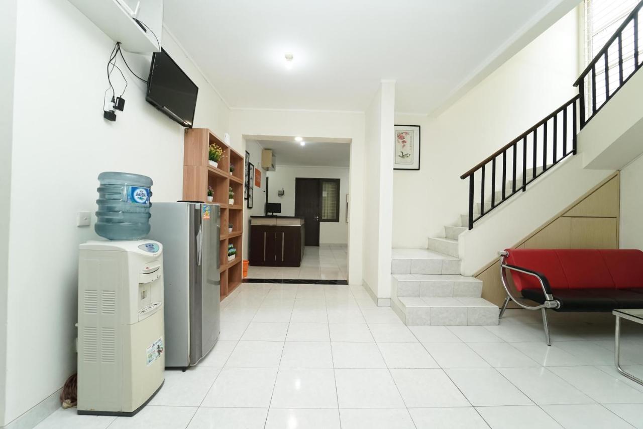 Koolkost Near Universitas Prasetiya Mulya Pagedangan Экстерьер фото