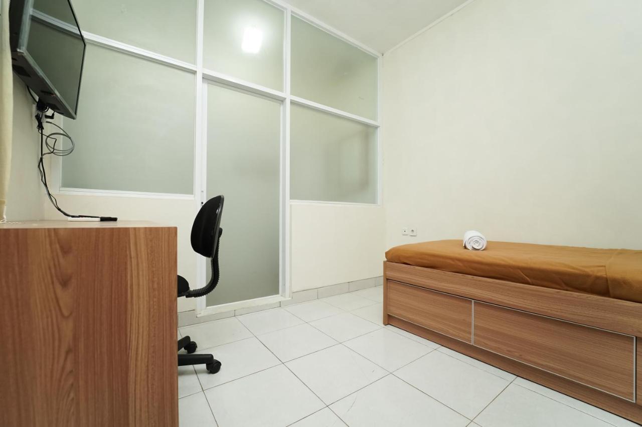 Koolkost Near Universitas Prasetiya Mulya Pagedangan Экстерьер фото