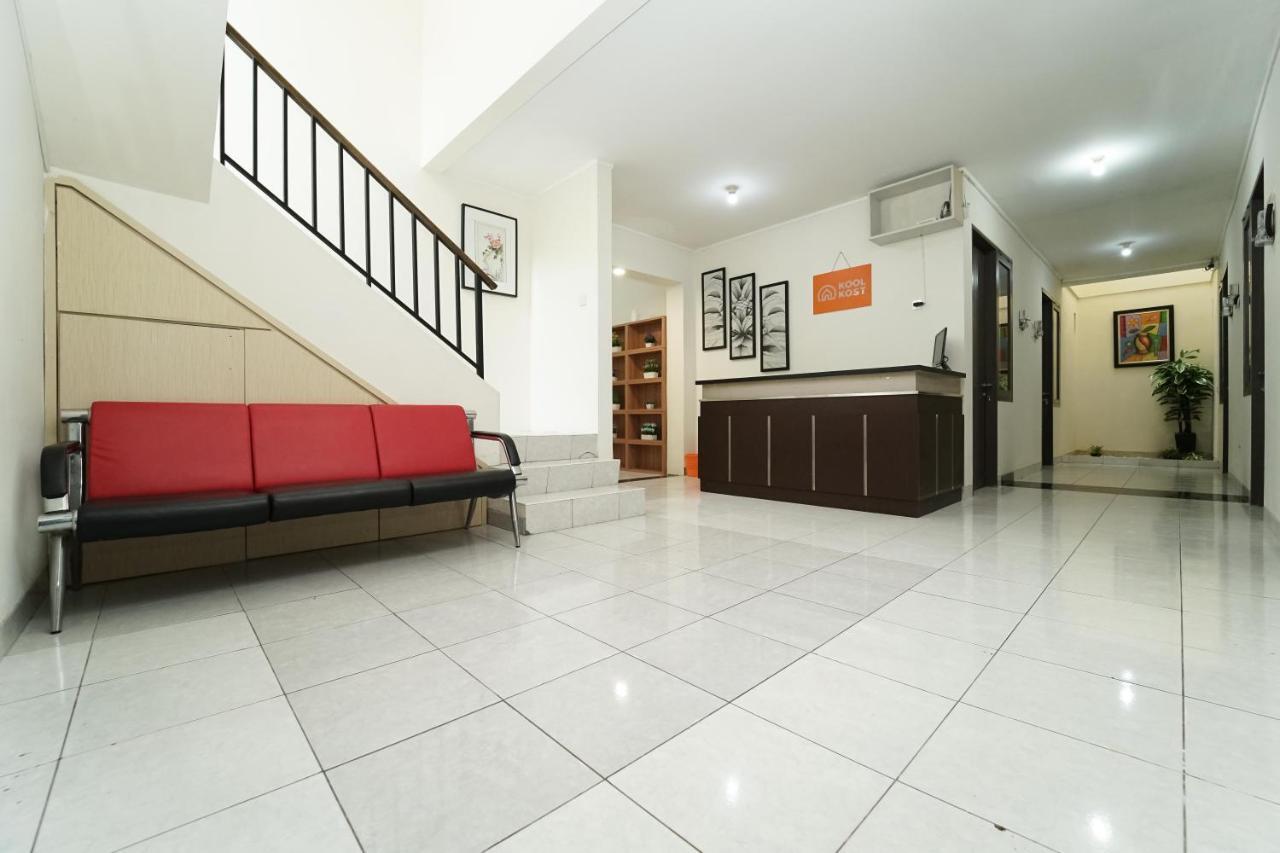 Koolkost Near Universitas Prasetiya Mulya Pagedangan Экстерьер фото